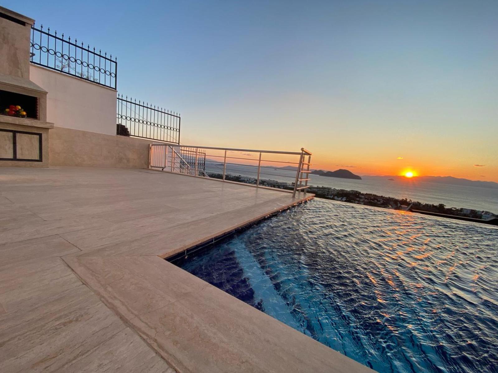 Bodrum Eason Villa & House 350M2 Full Sea View With Private Infinity Pool エクステリア 写真